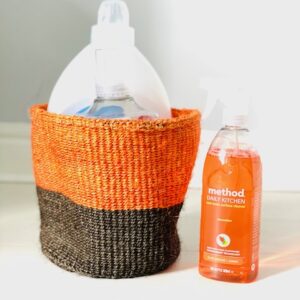 African wicker plant pot/storage basket - Orange