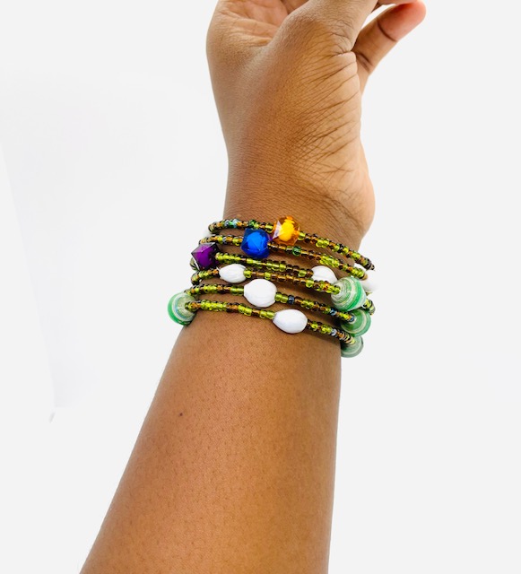 Maasai Coil Spiral Bead Bracelet Set of 2- Green/White - Image 2
